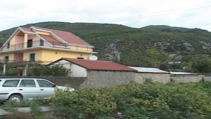 Përrenjtë malorë bllokojnë kanalet kulluese në Lezhë