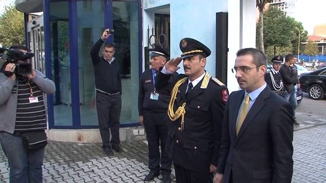 PD kërkon interpelancë me Ramën për emërimin e kreut të policisë së shtetit