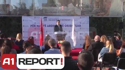 Ministri Veliaj me studentët e akademisë së biznesit: 'Po' arsimit profesional