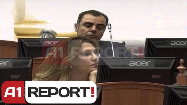 Deputetin Eduart Selamin e zë gjumi në Kuvend