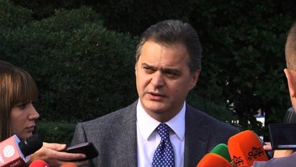 Armët kimike, Blushi: Qeveria të tërhiqet nga negociimi