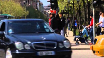 Makinat e përdorura mbysin tregun.  Bien ndjeshëm shitjet e makinave të reja