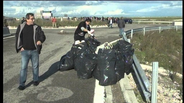 Të pastrojmë Shqipërinë në një ditë . U mblodhën 232 tonë mbetje urbane dhe 217 tonë mbetje inerte