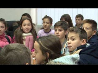 Lajme - ATK takim mee fëmijë