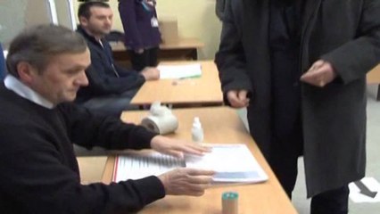 Download Video: Kosova mban heshtje zgjedhore. Nesër votohet në 25 komuna, që janë në balotazh