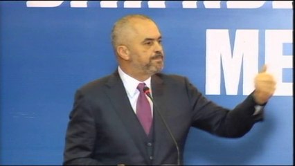 Rama, akuza për abuzime me ndihmën ekonomike. "Qeveria Berisha la 50 milionë dollarë defiçit"