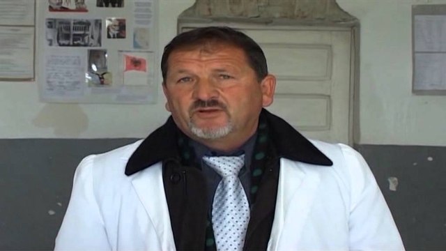 Shkolla 9-vjeçare Thanasaj , ndërtesa jashtë çdo standardi