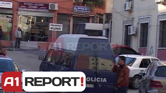 A1 Report - Durres, trafiku i naftes, gjykata le ne qeli hallen e deputetes se PD