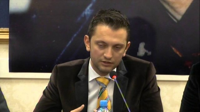 18 vjet pas zhdukjes së Remzi Hoxhës, i biri kërkon eshtrat: Do ua falim gjakun