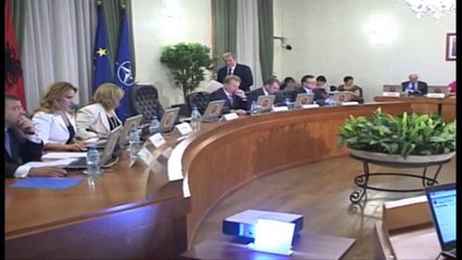 ALUIZNI mbledh drejtuesit rajonalë, Gjermeni: Në janar paketa ligjore për legalizime falas