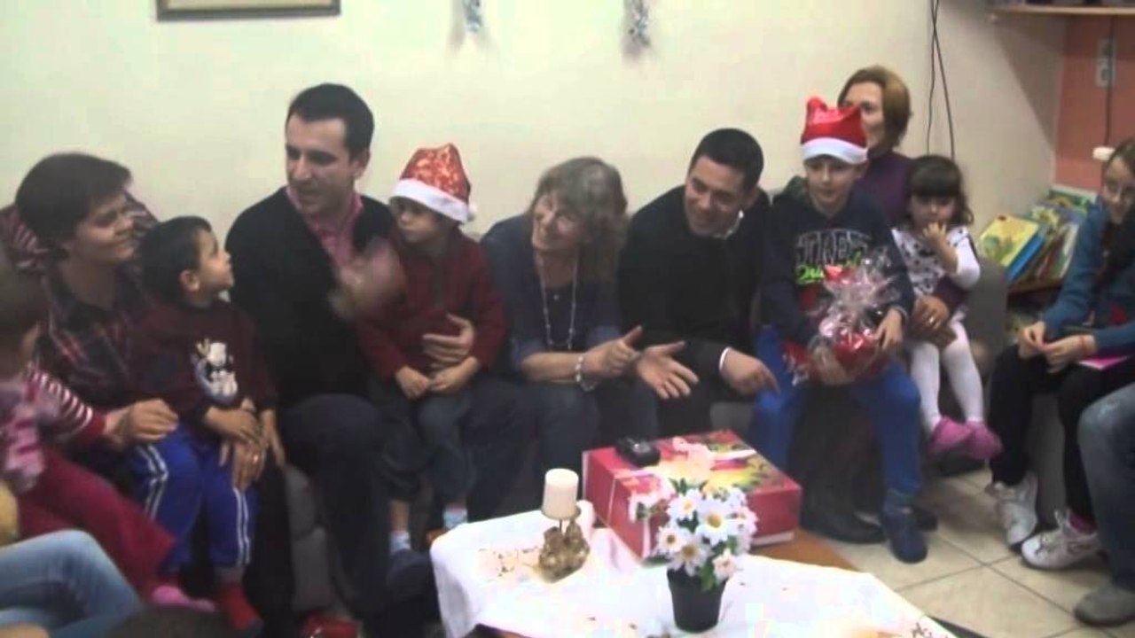 Ahmetaj e Veliaj në Gjirokastër, ndihma për fëmijët dhe komunitetin Rom