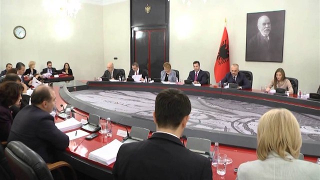 Qeveria garanton edhe 70 milionë euro për KESH. Borxhi është marrë përmes bankave private