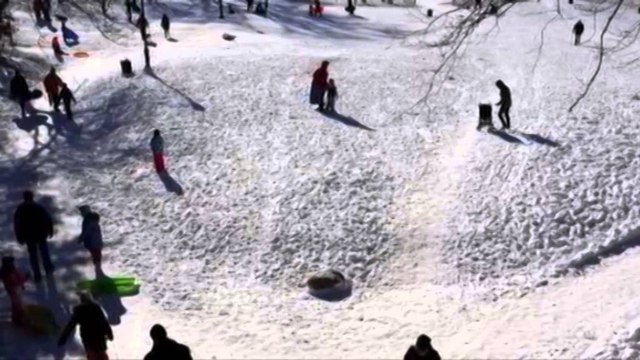 SHBA dhe Kanada mbulohen nga bora. Metereologët paralajmërojnë acar deri në 50 gradë celsius