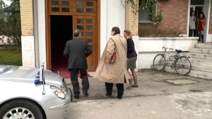 Basha: "Luftë" në Kuvend e rrugë, statusi u bllokua nga Rama e jo nga ekstremistët