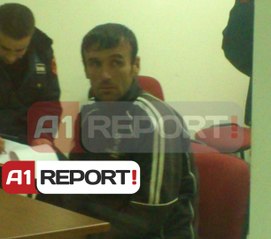 A1 Report - Masakra e Korçes, Latollari ne burg: Jam penduar per vrasjet