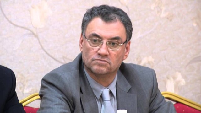 Bashkohen Konsujt e Nderit , Ylli Ndroqi zgjidhet kryetar i shoqatës së re