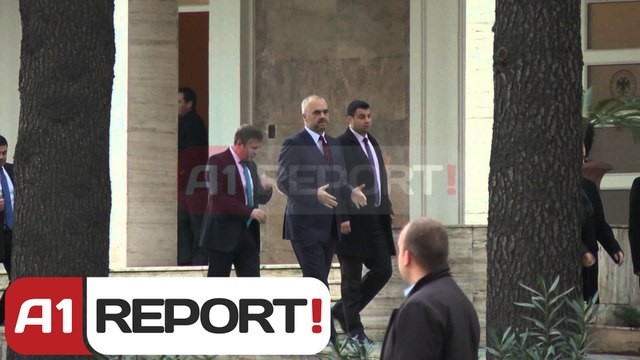 A1 Report - Mbledhja e perbashket, qeveria 'Rama' me autobus per Prizren