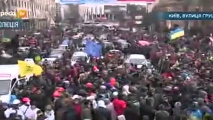 Скачать видео: Ukraina ne protesta të dhunshme. Mijëra protestues pro BE kunder ligjit për protestat