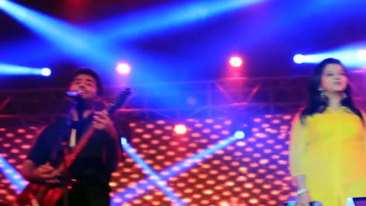 Arijit Singh live performance at Alive India concert 2015