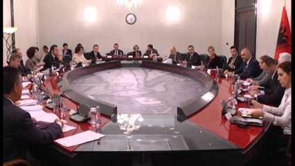 Svoboda:  Statusi, keqardhjen për shtyrjen. "Statusi Shqipëria duhet ta marrë në qershor"