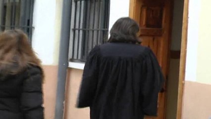 Burg 27-vjeçarit që 'abuzoi' nënën, gjykata e Elbasanit vendos ekzaminim me psikiatër