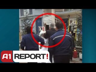 Cudira shqiptare! Polici bashkiak dhunon te moshuaren me te meta mendore