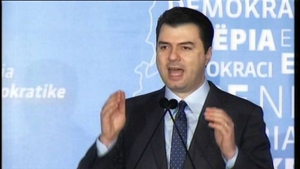 Basha "rimerr" bastionin e PD, thirrje nga Kavaja: Ta shkundim qeverinë