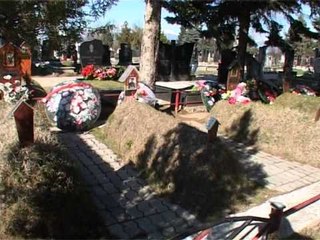 Lajme - Dega e AAK-së në Gjakovë homazhe 17 shkurt