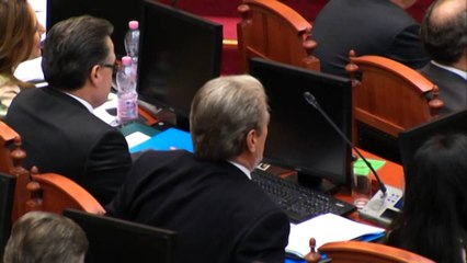 Kuvendi rivoton dekretet pas një viti, lirohet Zana Xhuka, Shkëlqim Ganaj merr ILDKP