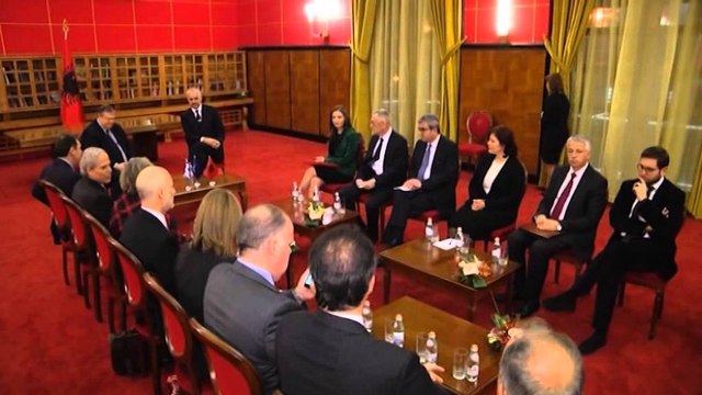 PDIU shigjeton qeverinë dhe opozitën: PS-PD konsensus të heshtur në dëm të çamëve