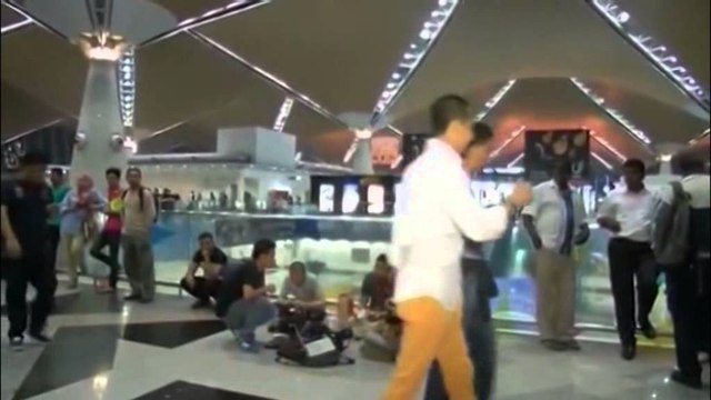 Avioni i zhdukur në Malajzi, dyshime se mund të jetë rrëmbyer nga terroristë