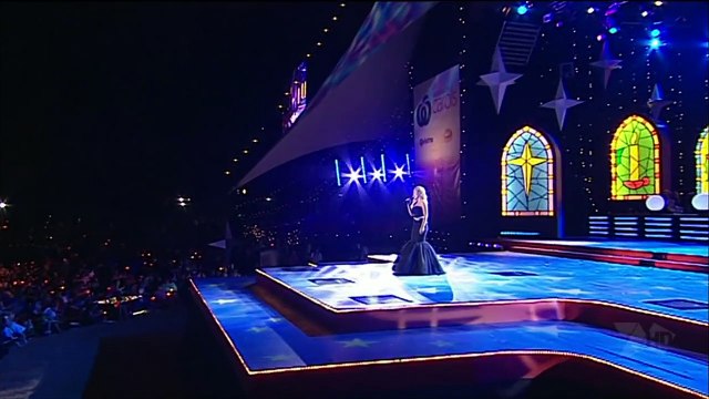 Katherine Jenkins - Hark! the Herald Angels Sing - Carols in the Domain 2009