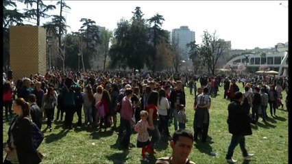 Dita e Verës sipas Bashkisë në Tiranë, Basha "bashkon" trojet në panairin "Bli Shqip"