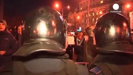 Tensionohet situata në Ukrainë, një ditë para referendumit, 2 të vrarë në protesta