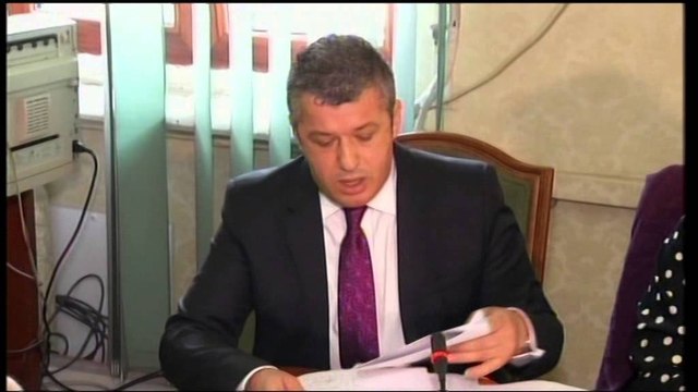 Endira Bushati raporton në komisionin e medias. PS kërkon shkarkimin, PD akuzon për sulm politik