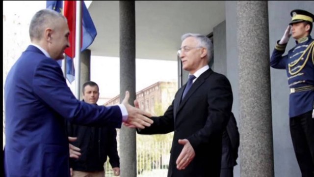 Meta nis vizitën në Kosovë. Takime me krerët më të lartë të shtetit