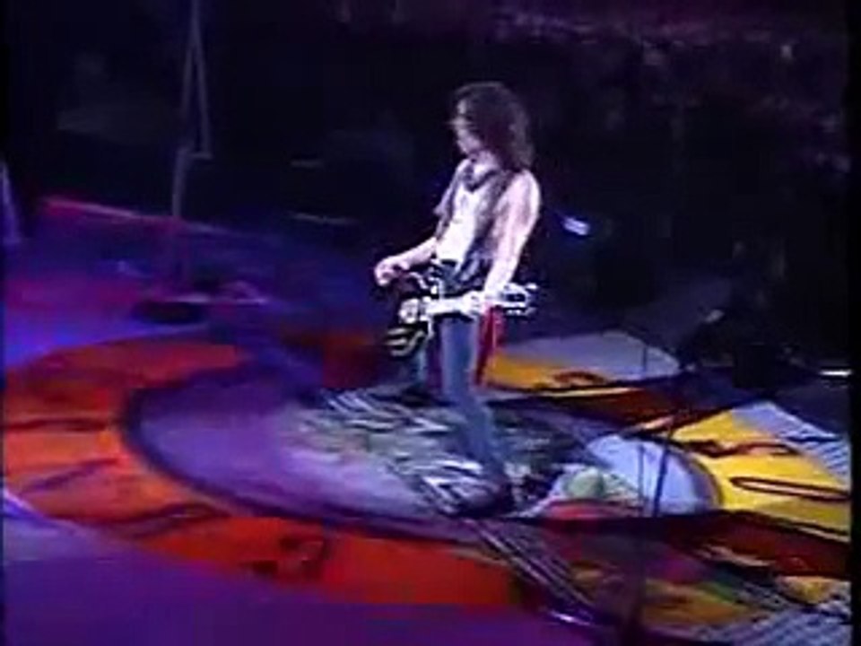 Guns N' Roses   Knocking On Heaven's Door Live In Tokyo 1992 HD