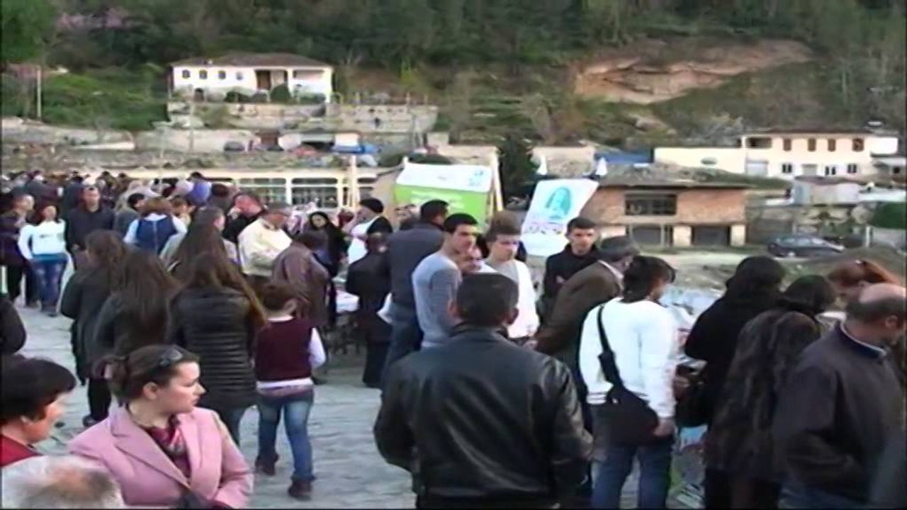 Berat, aktiviteti "Urat flasin", përfaqësues nga Ballkani ndjekin ceremoninë