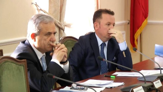 BE kritikon 2 nene të ligjit: Regres për KLSH, Leskaj kërkon te ligjet opsionin për tatimet