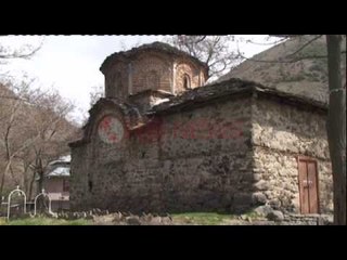 Kisha shekullore Shën Ristozit, specialistët japin alarmin për shembjen e kultit fetar