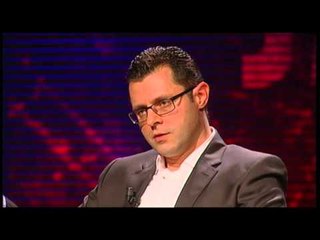 Elvis Çefa në Jamais Vu,  4 Pril 2014