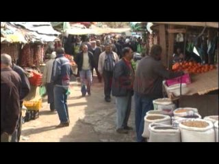 Tregu ushqimor në Korçë, nuk afron asnjë kusht higjeno-sanitar