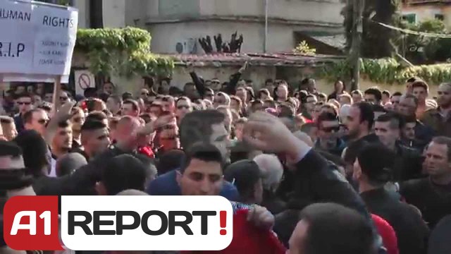 A1 Report - Tiranë, protestë për Ilia Karelin, qytetarët përplasen me policinë