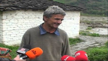 Të flesh mbi baltë dhe në qiell të hapur. Berat, varfëria ekstreme që ka paralizuar një familje