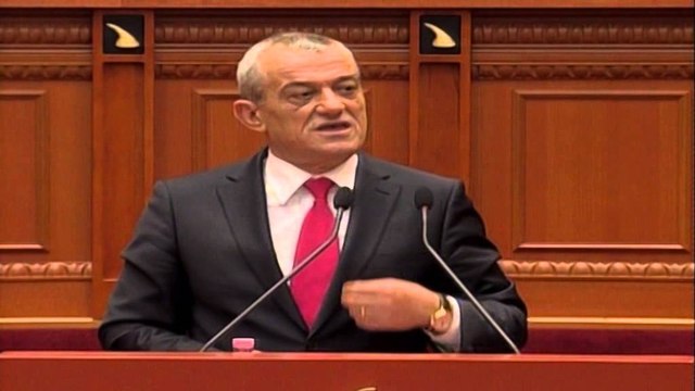 Miratohet ngritja e komisionit për FA. Do të hetohen akuzat për trafik droge nga ushtria