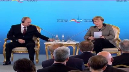 Merkel i telefon Putin. Zgjidhje për çështjen e gazit në Ukrainë