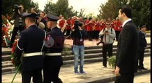 5 Maji, mazhorana e opozita e ndarë edhe për homazhet në Varrezat e Dëshmorëve