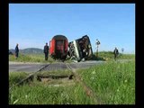 Treni përplas autobusin në rrugën Shtip-Veles, 36 të lënduar