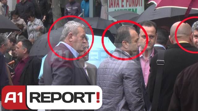 A1 Report - Ne protesten e PD, ish-drejtues te Policise se Shtetit me kreun e komunes Lazarat, Aliko