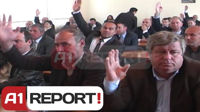A1 Report - Korçe, zgjidhet kreu i ri i Keshillit te Qarkut, hiqet ish-kreu i PD